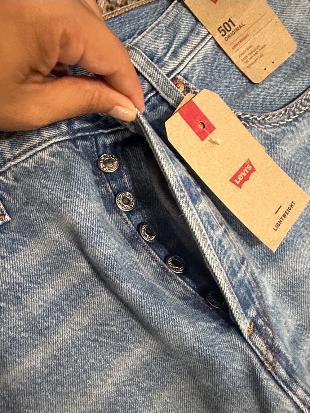 Levi's Women’s 501 Original Jeans - Picture 4 of 5